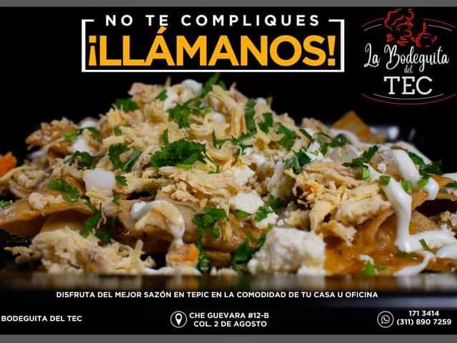 Chilaquiles Rojos con Pollo