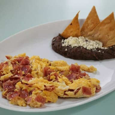 ORDEN DE HUEVOS AL GUSTO