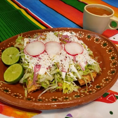3 Taco Dorado de Pollo