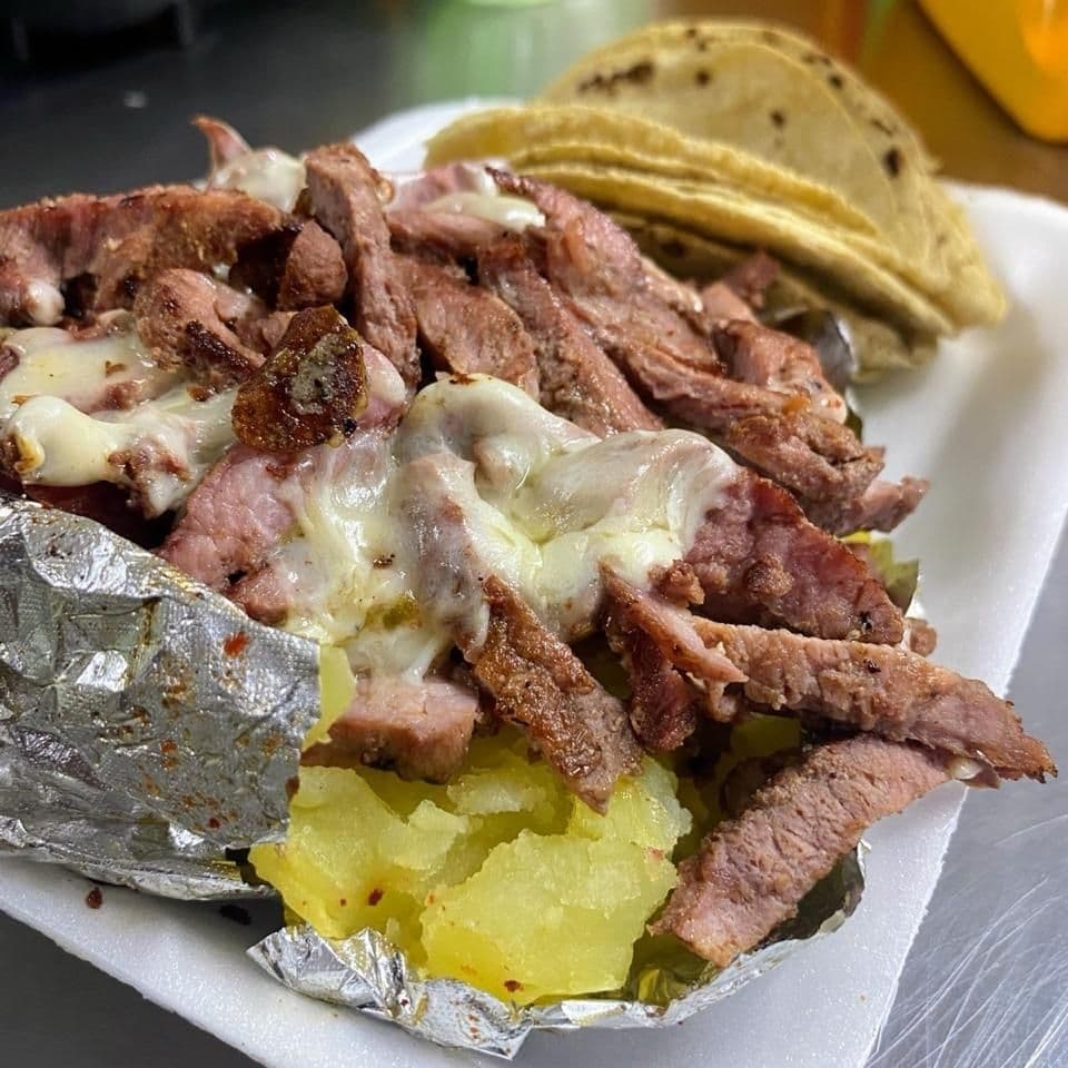 Papa Rellena de Arrachera