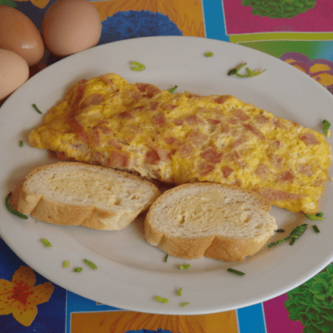 Omelet Jamón y Queso