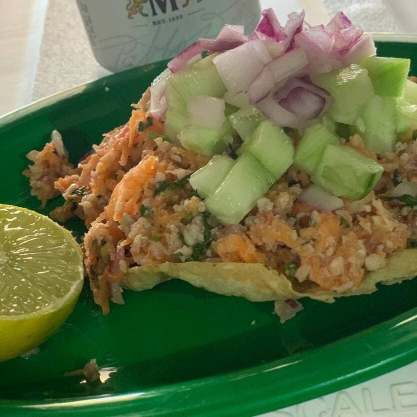 tostada de pescado