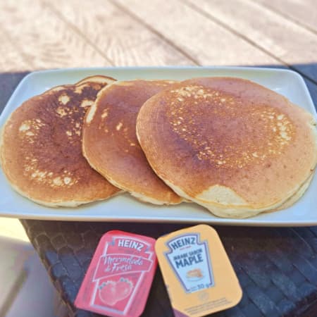 HOT CAKES (3)