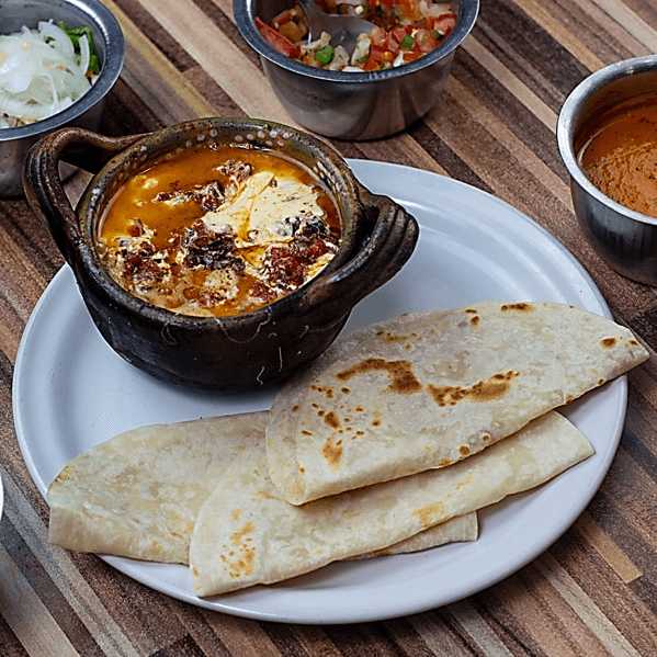 Queso con Chorizo