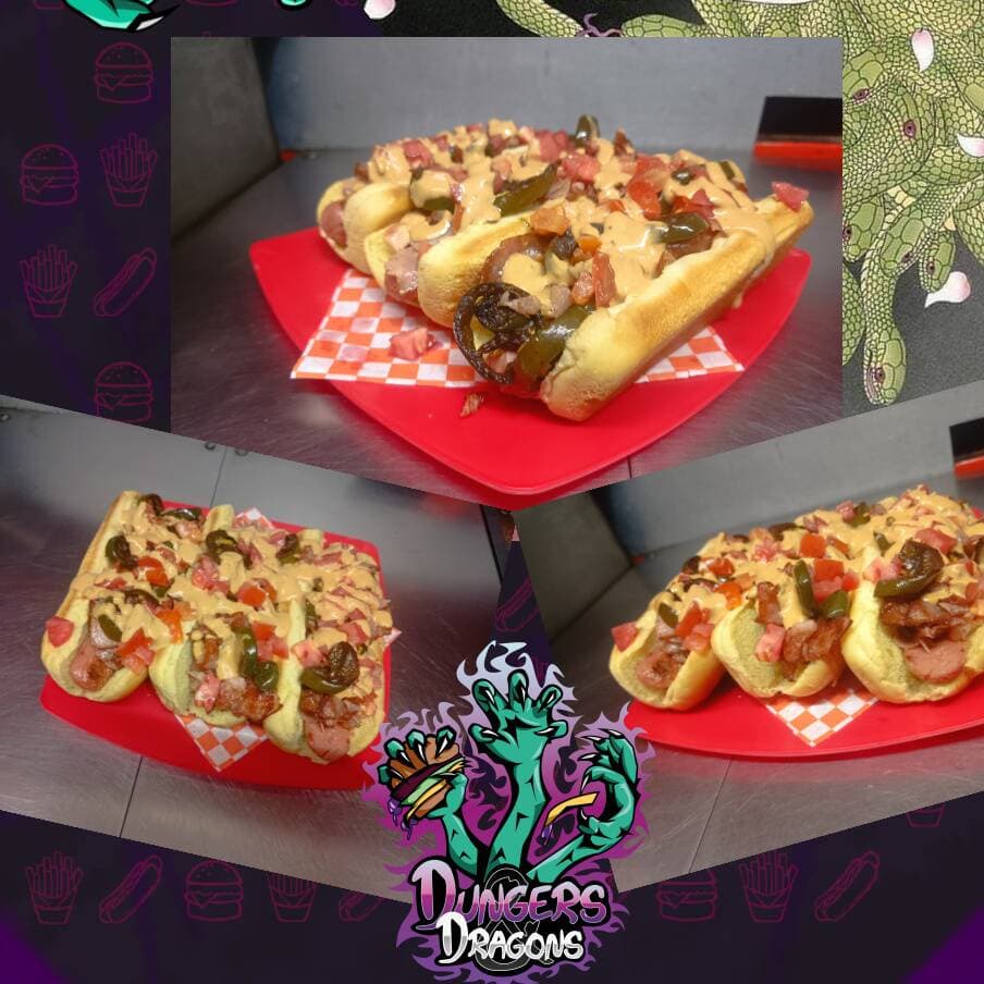 Combo (Tres Hot Dogs Sencillos y Unas Salchipapas)