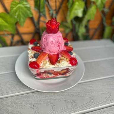 Ensalada de frutas frutos rojos gold.
