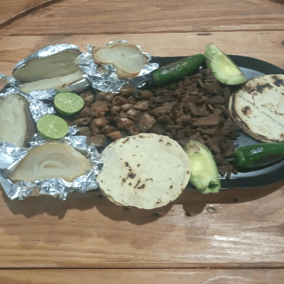 Parrillada Individual Mar y Tierra