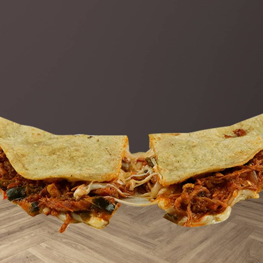 Quesadilla Jumbo con Guisado