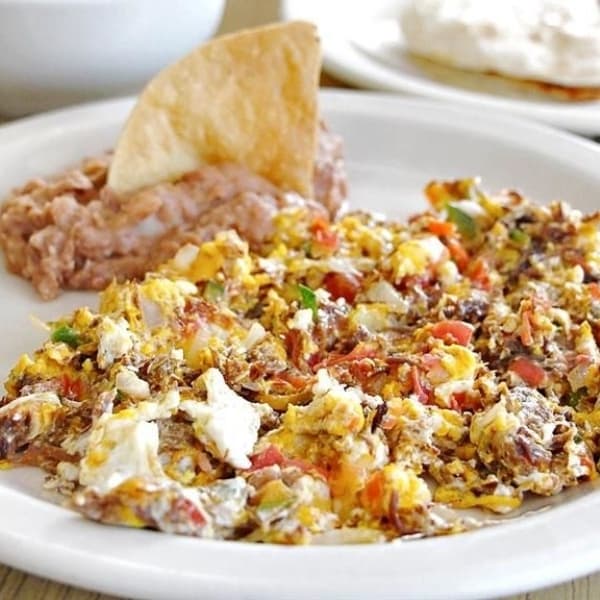 Huevo con Machaca