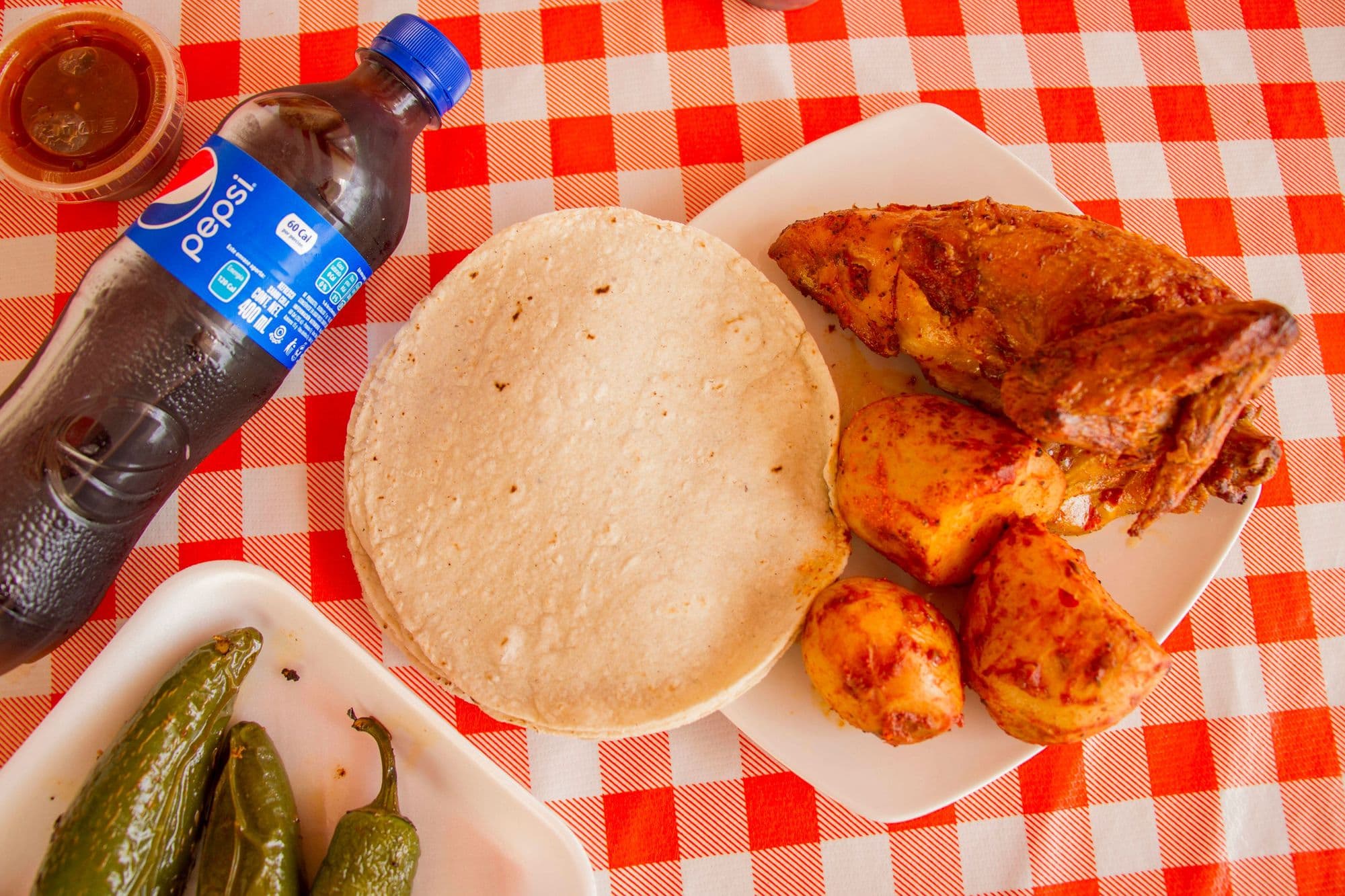 Paquete Cuarto de Pollo Rostizado/Ranchero