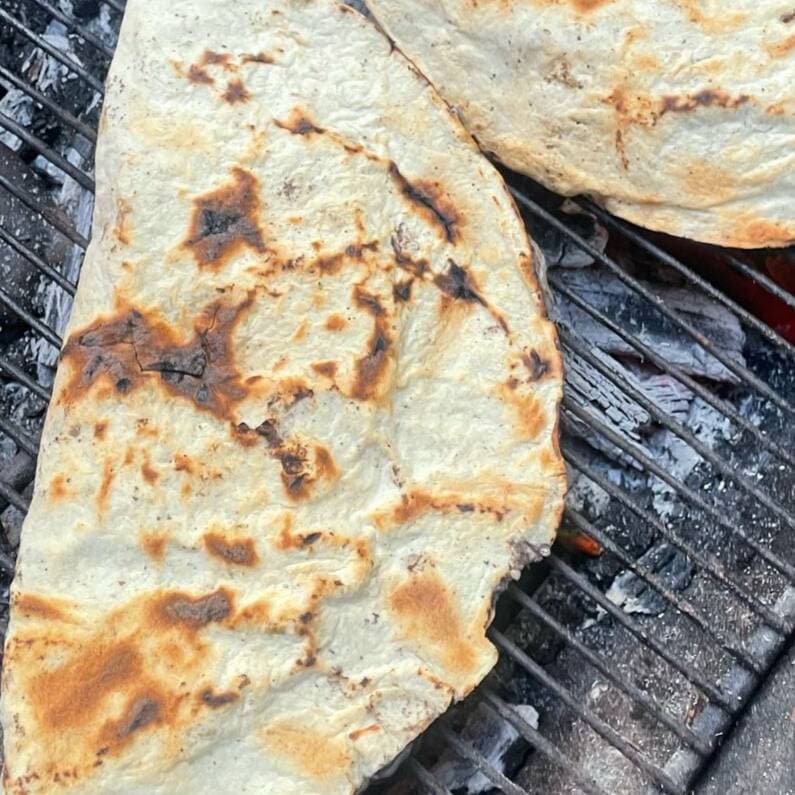 Tlayuda de Costilla (falda de Costilla)