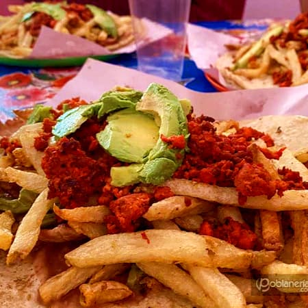 K TACO CHORIQUESO CON PAPAS + POSTRE SORPRESA