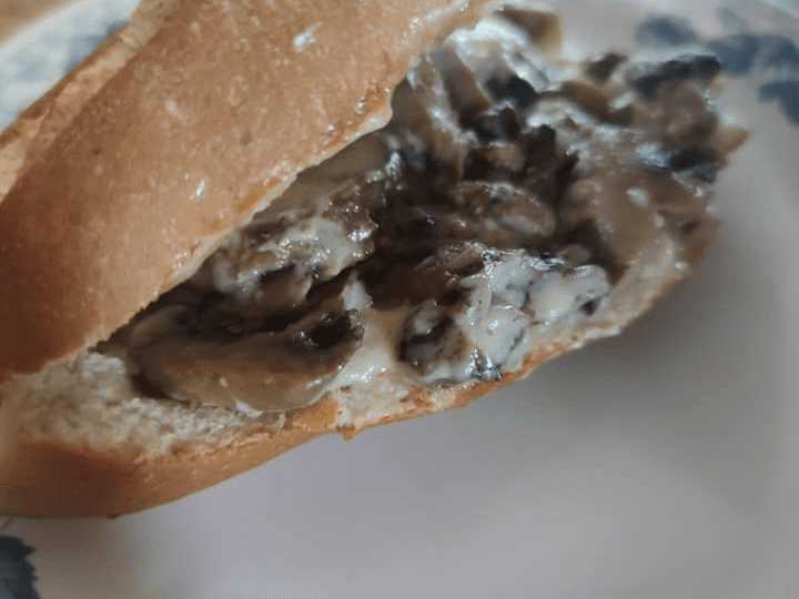 2 tortas combinadas + 1 lto de agua del dia