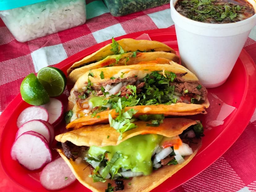 Las comadres birrieria