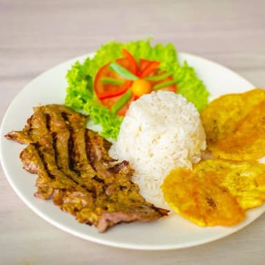 Ejecutivo Carne Asada