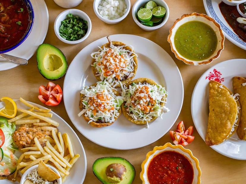 La Cabaña: Comida Mexicana Cucapah