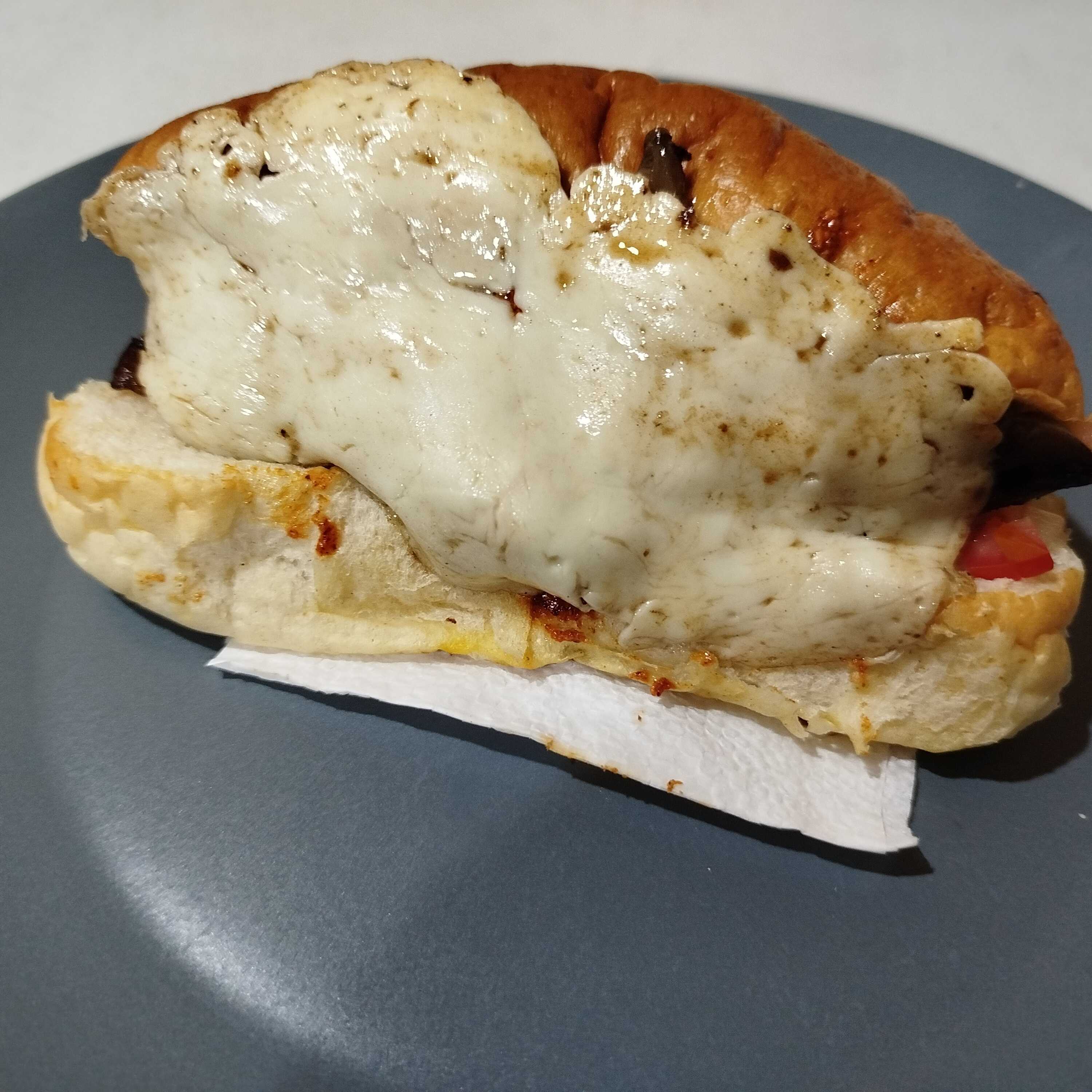 Hot Dog con Queso de Hebra