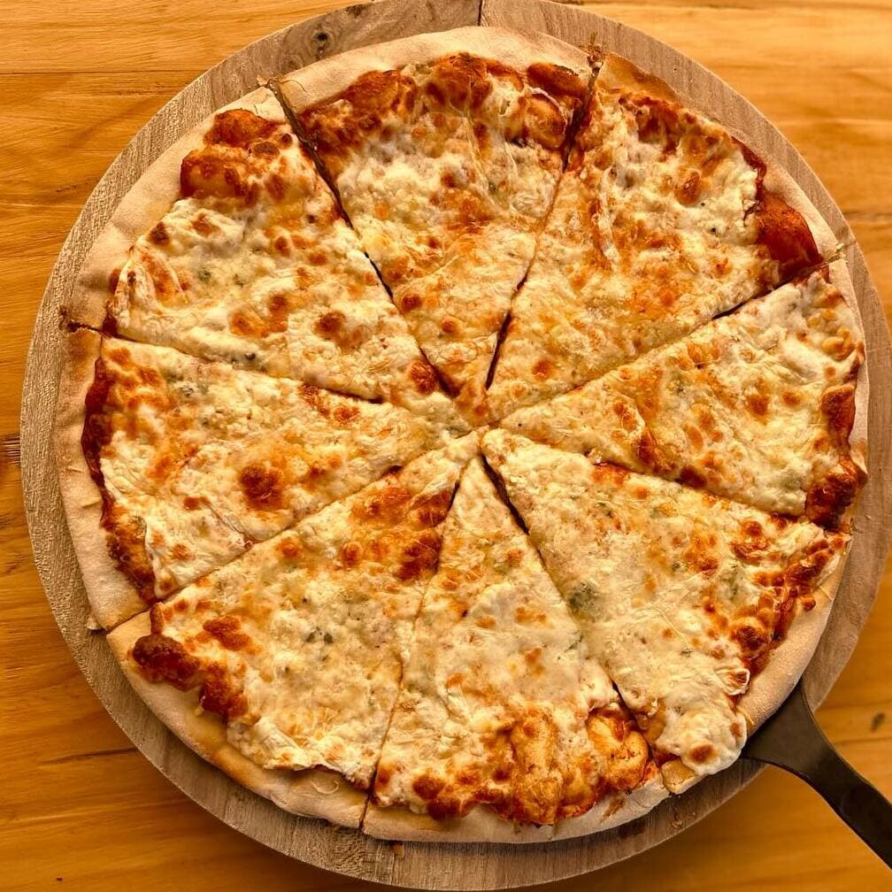 Pizza Quesilia