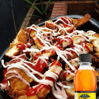 Salchipapa de Pollo mas Gaseosa 250ml 2X1