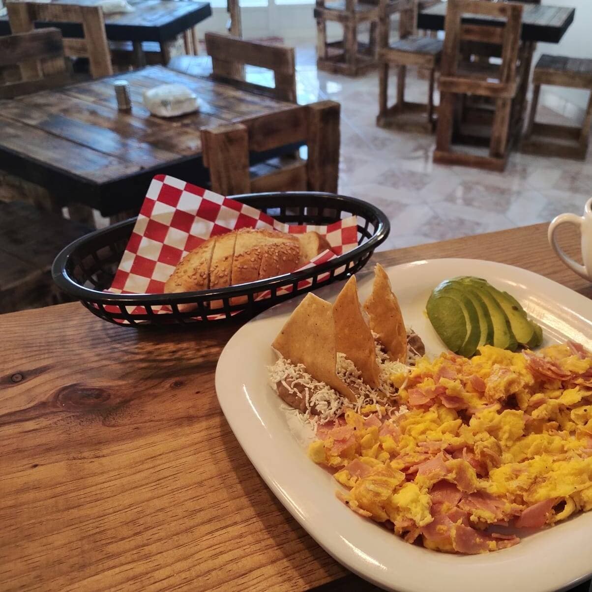 Huevos con Jamón