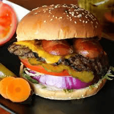 Salchichón y Papas