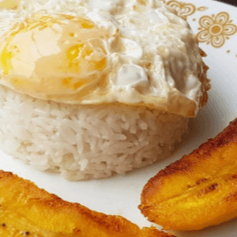 Arroz a la Cubana + Bebida