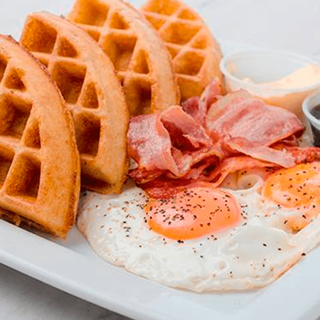 Waffle Belga, Estrellados y Tocino