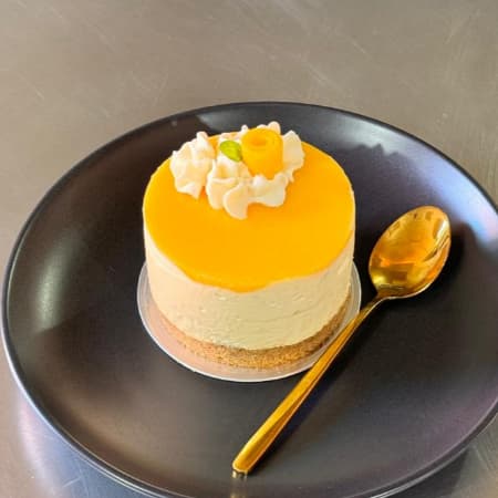 Cheesecake Individual Mousse De Mango Limón