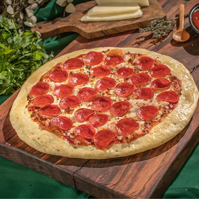 PIZZA DE PEPPERONI