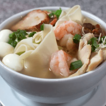 Sopa Wantán Especial