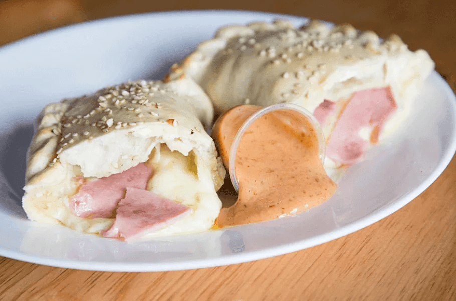 Calzone De Jamon