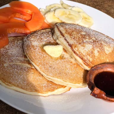 Orden Hot Cakes con Fruta