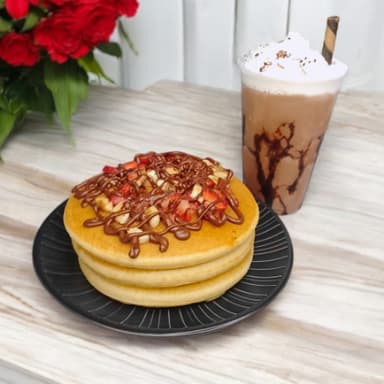 Hot Cakes & Frappe (Sabor a Elegir)