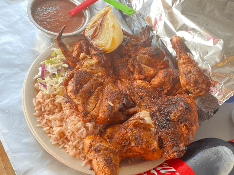 Pollos asados al carbón