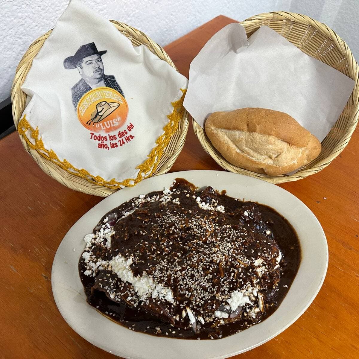 Orden Enchiladas de Mole