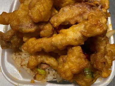 Lunches 20 Pescado Enchilado 🌶