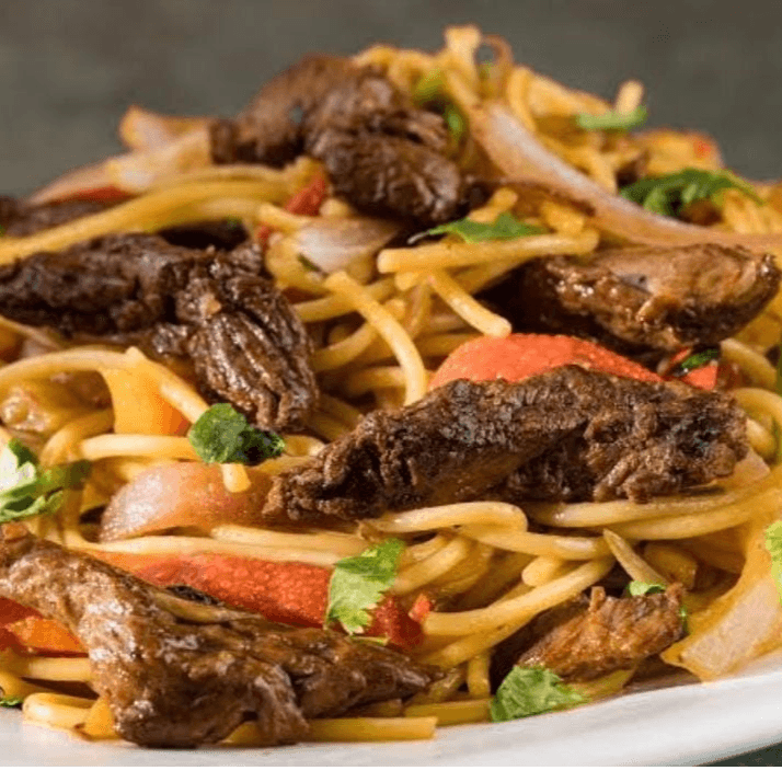 Tallarín Saltado de Carne