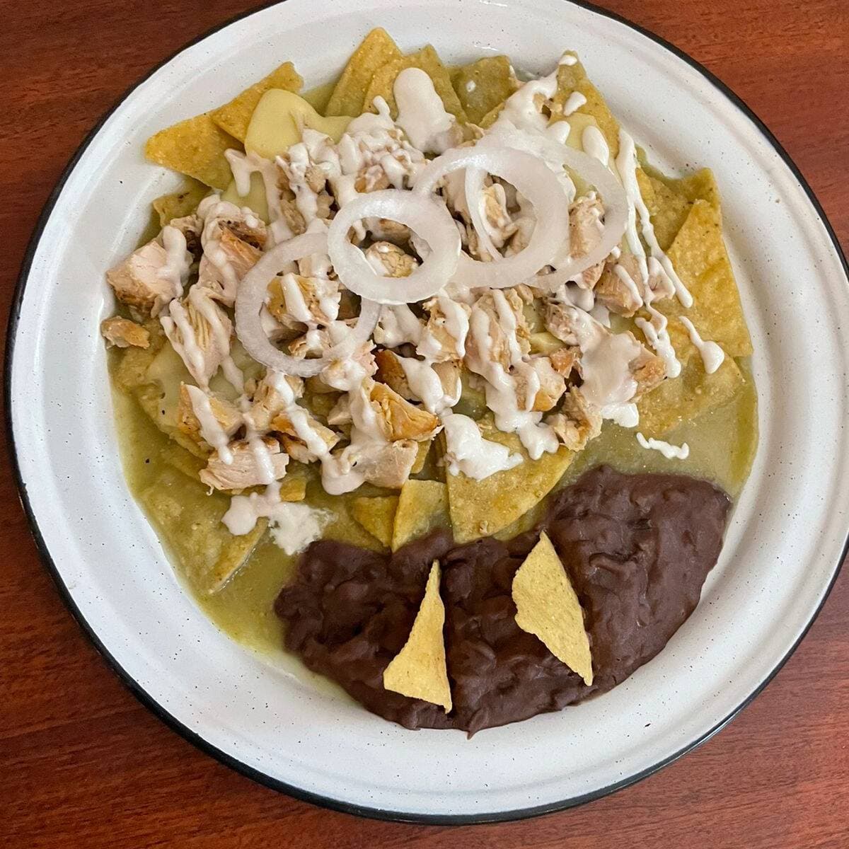 Chilaquiles de pechuga de pollo