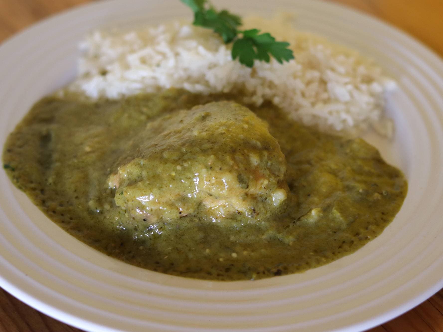 Pollo en Salsa Verde
