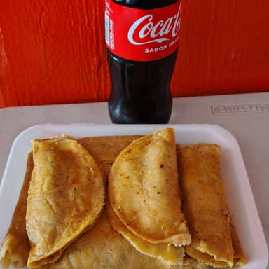 Combo 10Tacos chicharron + 1coca cola