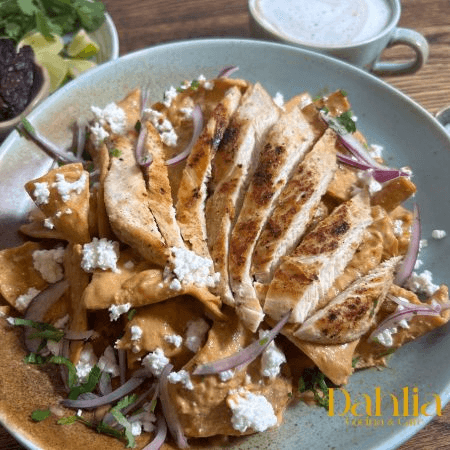 Los Chilaquiles de Carnes