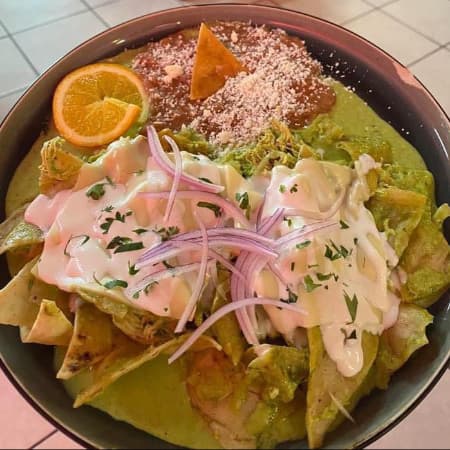 Chilaquiles Poblanos con Pollo, Gratinados