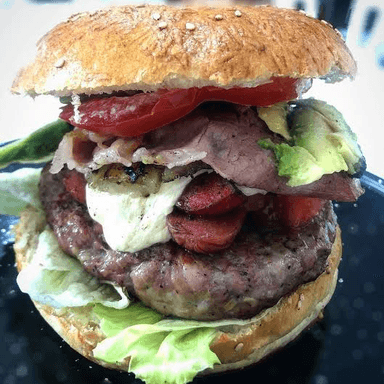 HAMBURGUESA ARRACHERA CUBANA