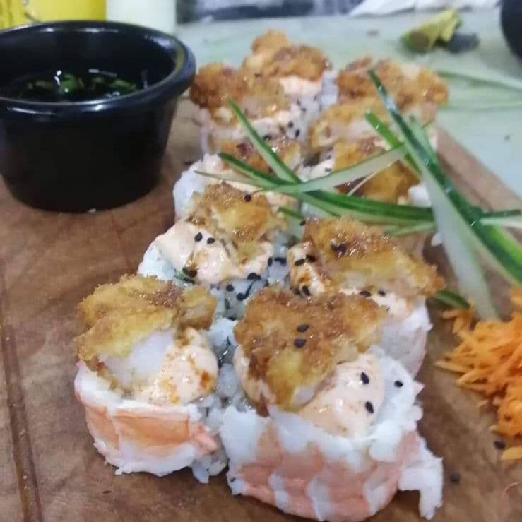Sushi Ebiroll Especial 10 pzas