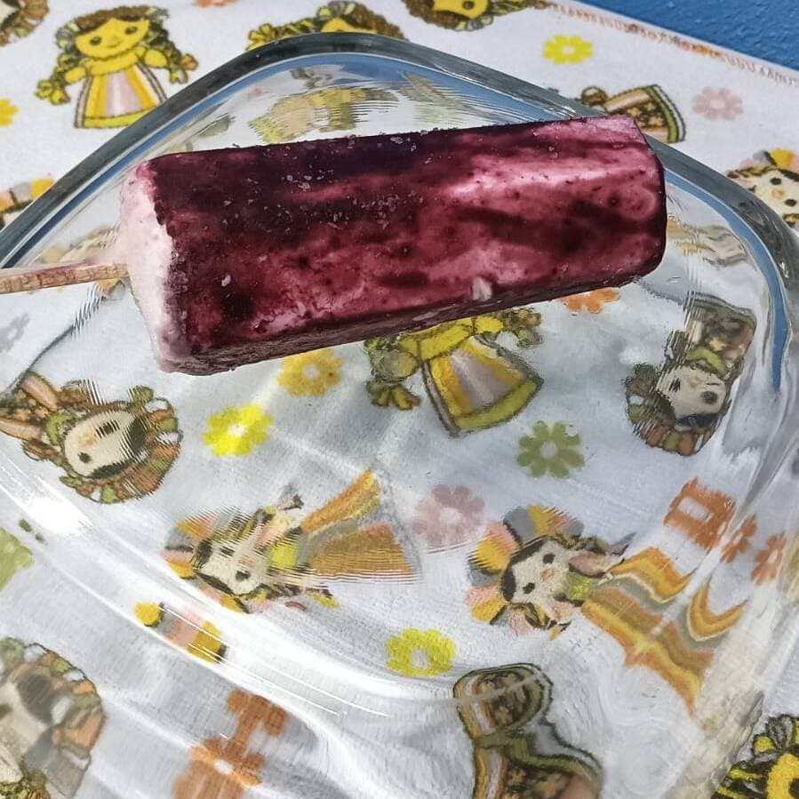 Paleta - Queso Con Zarzamoras