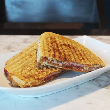 Panini de Carnes Frías