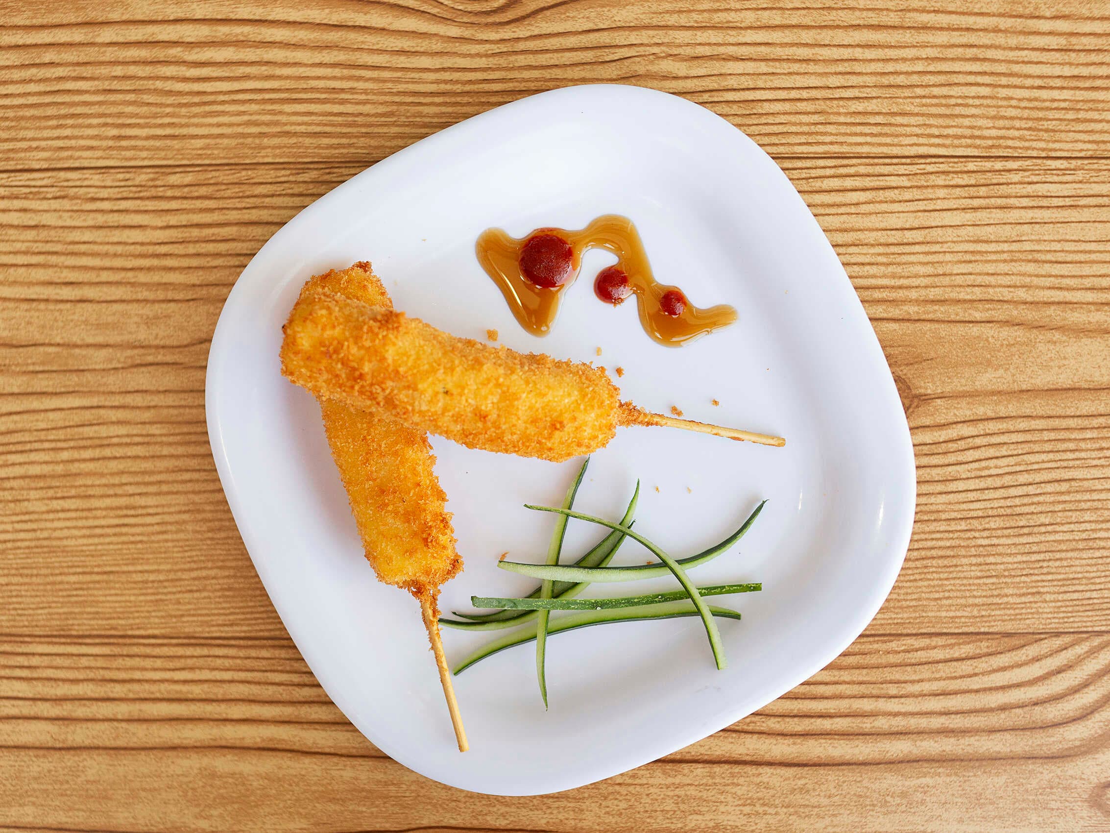 Brochetas de Queso con Camarón