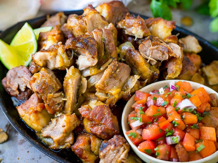 Carnitas y buche Los Güeros