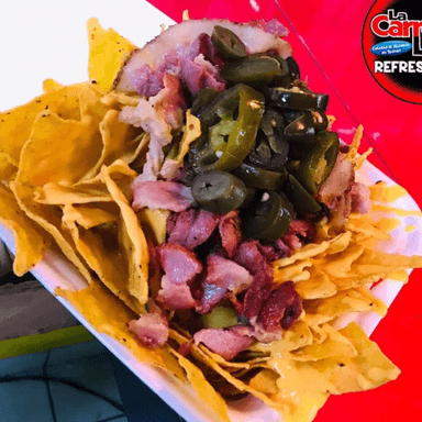 Nachos con Tocino