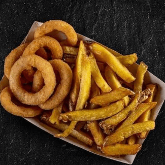 7 Aros de Cebolla con Papas a la Francesa